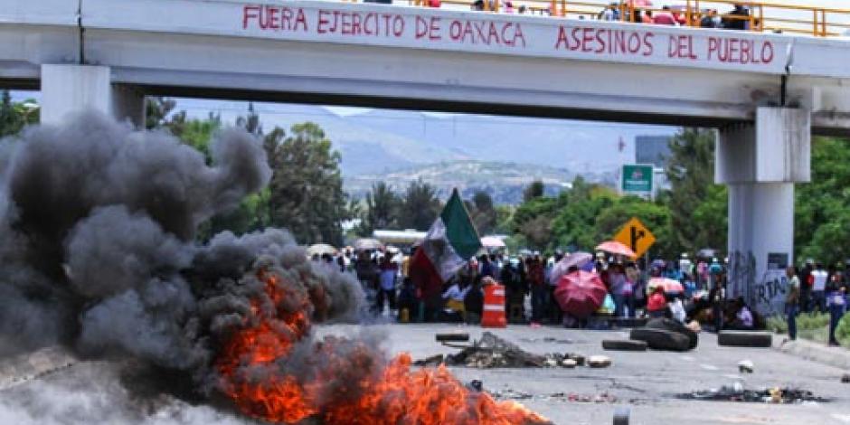 Mantiene la CNTE bloqueo en Nochixtlán