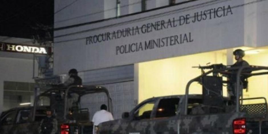 Entrevista PGR a policías municipales tras emboscada a militares en Culiacán