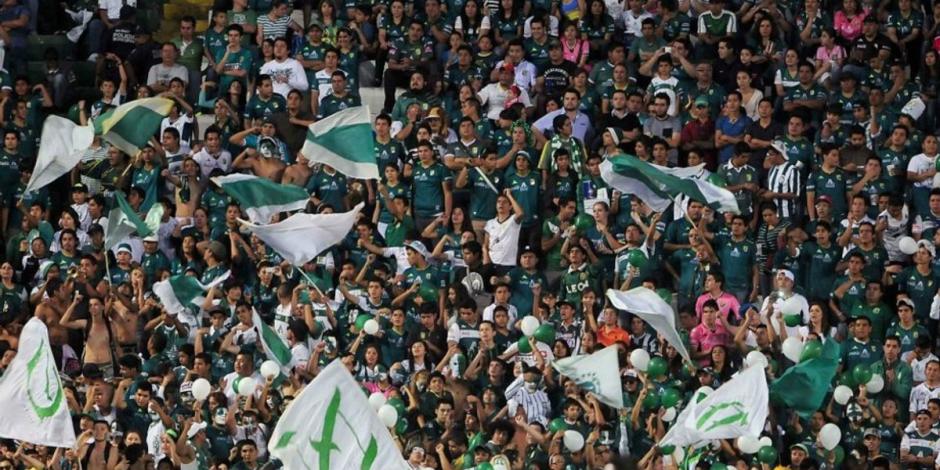 Aficionados del León en un partido de la escuadra esmeralda en el Clausura 2020.