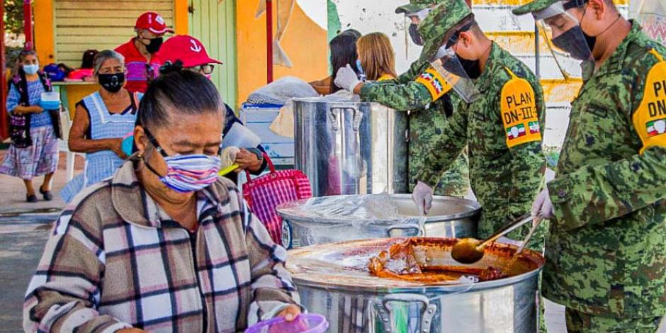 Pobladores afectados por la emergencia sanitaria reciben alimentos ante afectaciones.