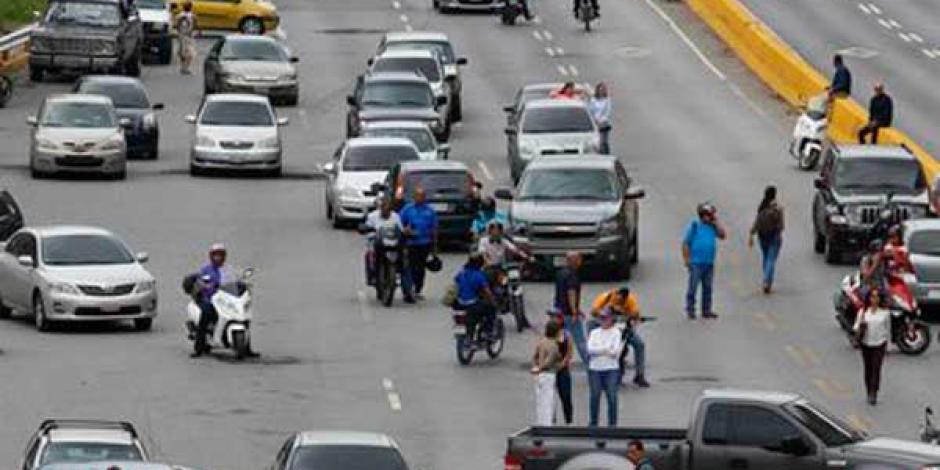 Maestros del CNTE amenazan con mantener bloqueo en Reforma