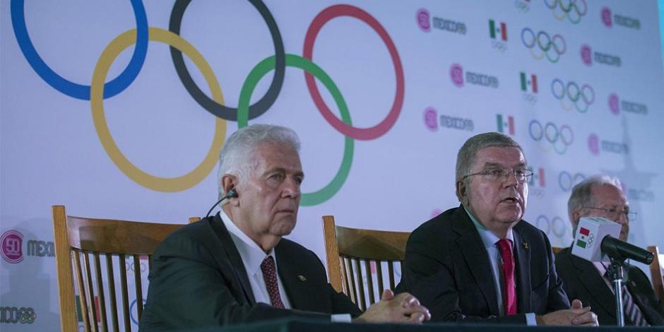 Carlos Padilla Becerra, presidente del COM, durante una reunión con Thomas Bach, presidente del COI, de cara a los próximos Juegos Olímpicos.