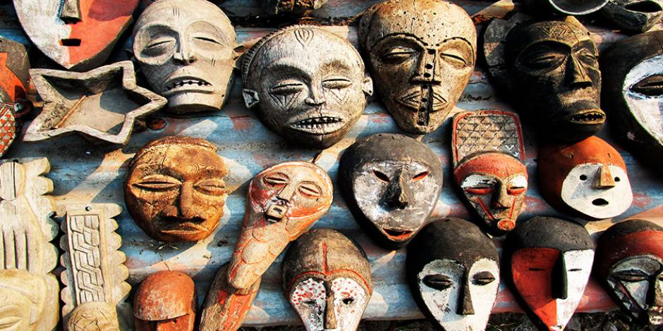Máscaras artesanales africanas.