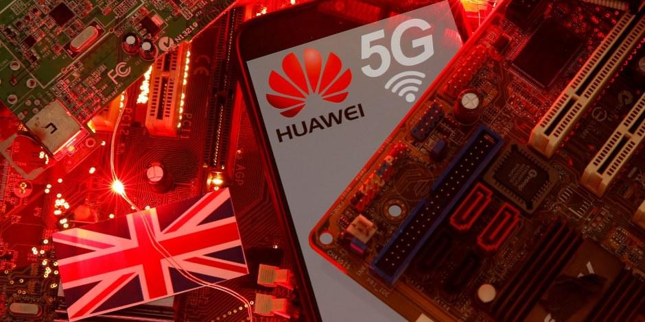 Estados Unidos presionó a Johnson para que revirtiera la decisión tomada en enero de conceder a Huawei un papel limitado en el 5G