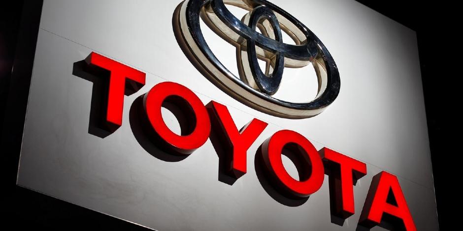 Toyota, fabricante japonés de automóviles.