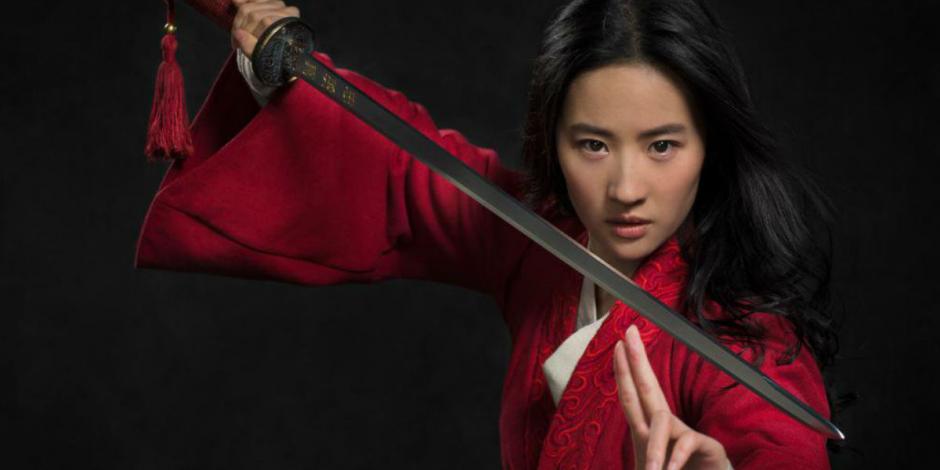 La actriz Liu Yifei, en la piel de Mulan.
