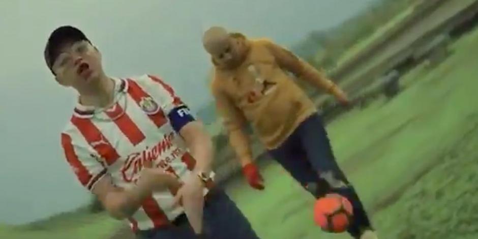 "Bofo" Bautista así como exfutbolista de las Chivas es un fanático del Rebaño.