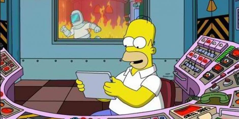 Homero Simpson en la planta nueclear