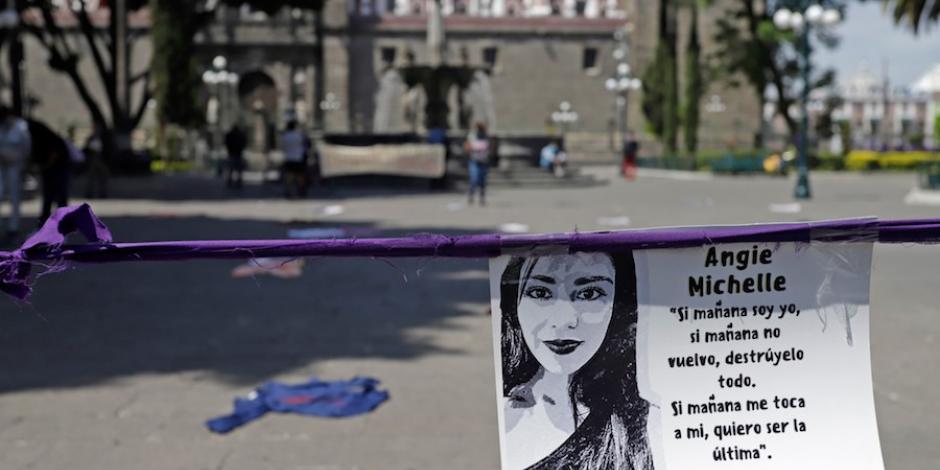 Feministas protestan en el centro histórico de Puebla, el mes pasado tras el asesinato de Michelle, de 19 años.