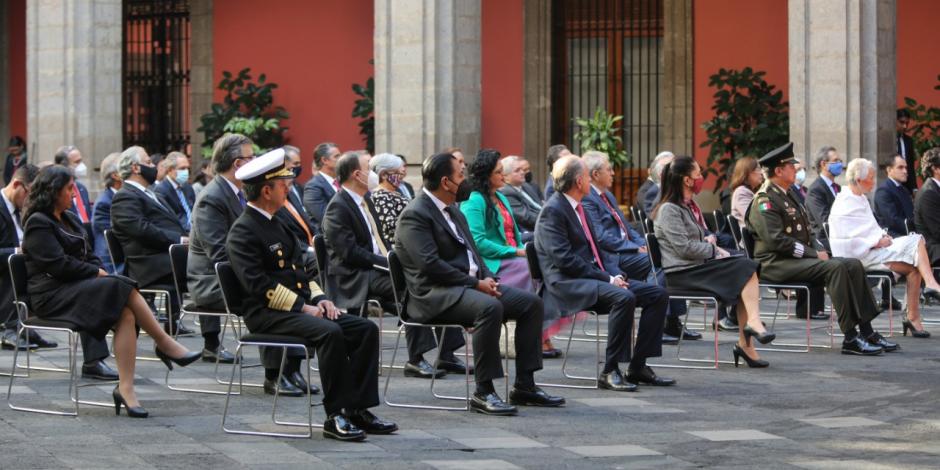 Parte de los invitados al mensaje por el Segundo Informe de Gobierno de López Obrador.