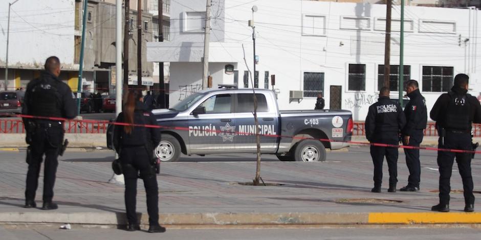 Oficiales de Ciudad Juárez resultan heridos tras ataque armando, en febrero pasado.
