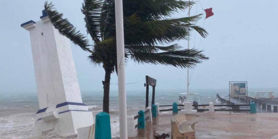 El gobierno de Quintana Roo habilita 14 refugios  por la llegada del huracán "Lisa" de categoría 1