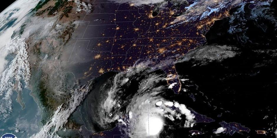 Imagen satelital del huracán Delta