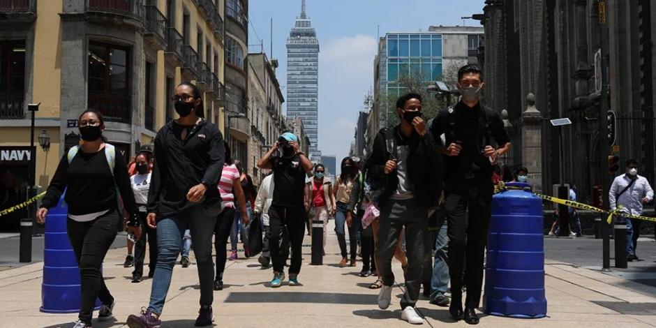 Habitantes de la Ciudad de México durante la pandemia por COVID-19.