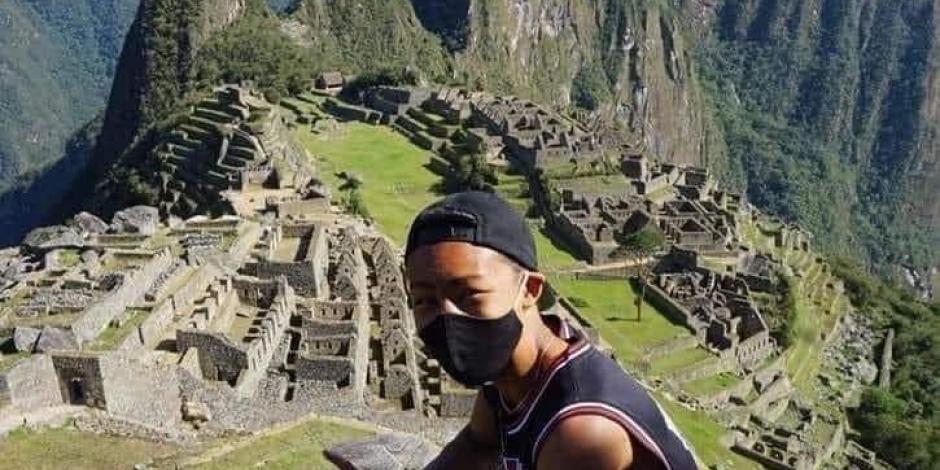 El turista de origen japonés, se quedó varado en Perú desde mediados de marzo.