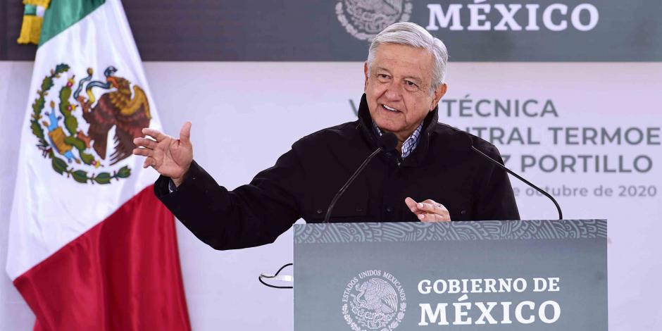 Andrés Manuel López Obrador, durante su conferencia en Nava, Coahuila.