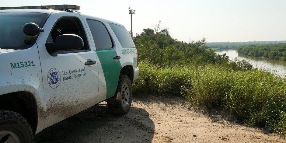 Según documentos judiciales, ocho oficiales y agentes de la Patrulla Fronteriza reconocieron haber usado la fuerza en contra de Anastasio Hernández Rojas
