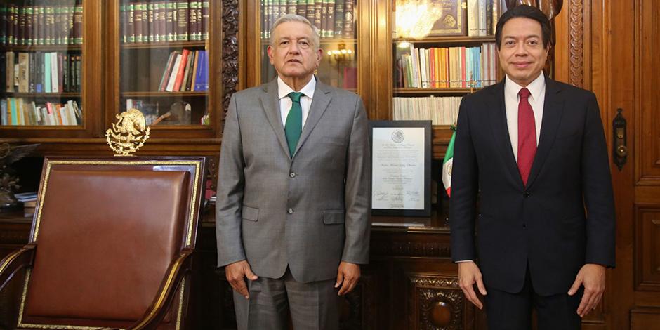 AMLO y Mario Delgado, en el Palacio Nacional.