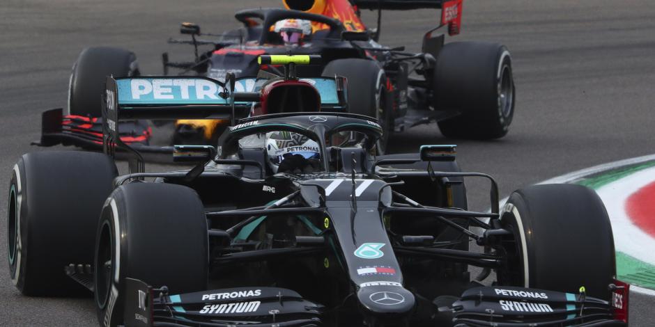 Los monoplazas de Valtteri Bottas y Max Verstappen el pasado domingo en el Gran Premio de F1 de Emilia-Romaña.