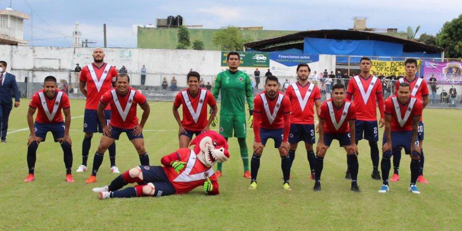 Jugadores del Club Veracruzano previo a un partido