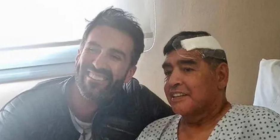 Diego Maradona salió del hospital después de una semana internado.