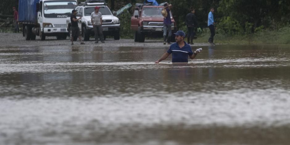 Una carretera inundada el 4 de noviembre de 2020, en Okonwas, Nicaragua.