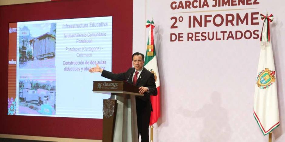 El gobernador Cuitláhuac García durante su mensaje con motivo del Segundo Informe de Gobierno.