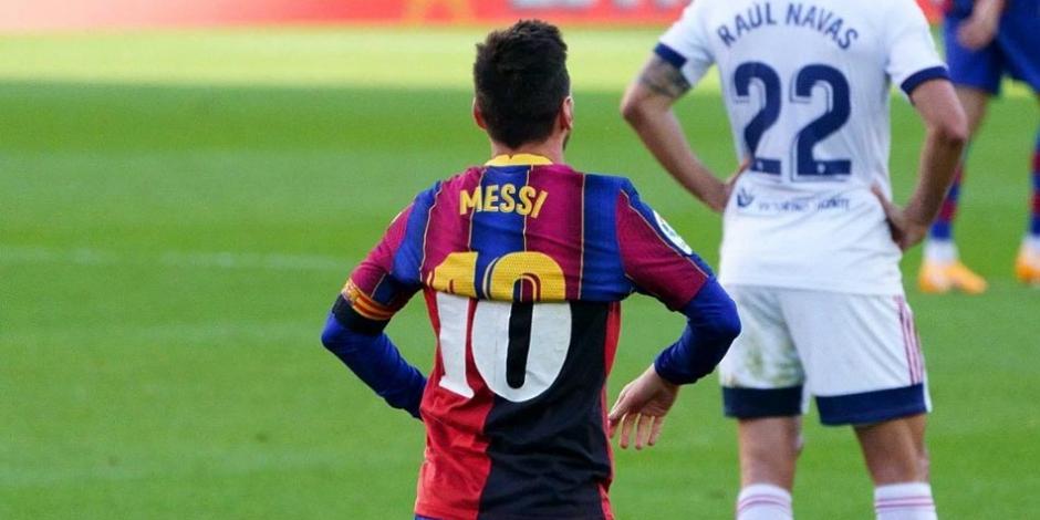 Lionel Messi le hizo un emotivo homenaje a Diego Maradona.