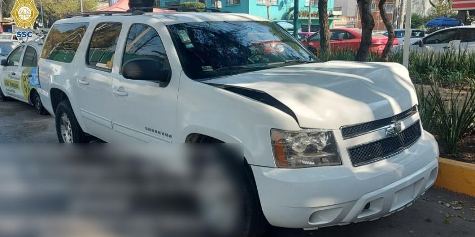 Lo atraparon y lo subieron a una camioneta blanca, que fue interceptada por policías de la CDMX