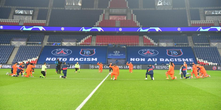 Futbolista del PSG y el İstanbul Başakşehir previo a su juego de Champions League en París.