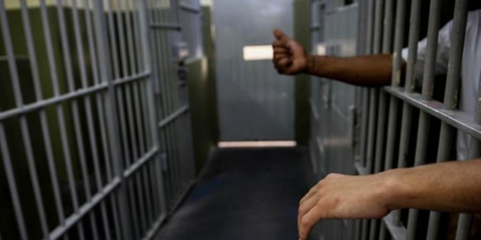 La ley contempla liberar a presos que cometieron delitos menores. 
