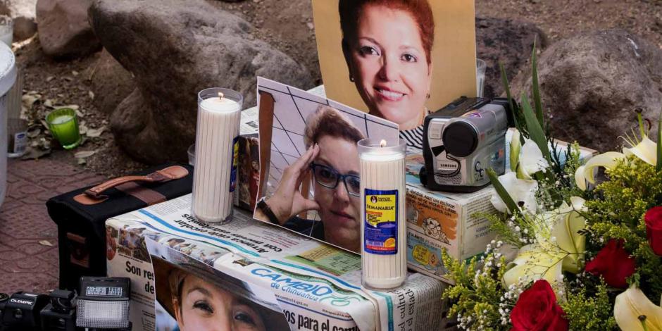Familiares y amigos exigen justicia por el crimen de Miroslava Breach.