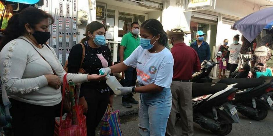 Campaña de sanitización en Guerrero.
