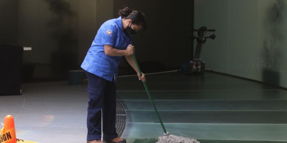 Trabajadores de limpieza del Senado de la República pertenecen a la empresa outsourcing "Fonatur Construcciones"
