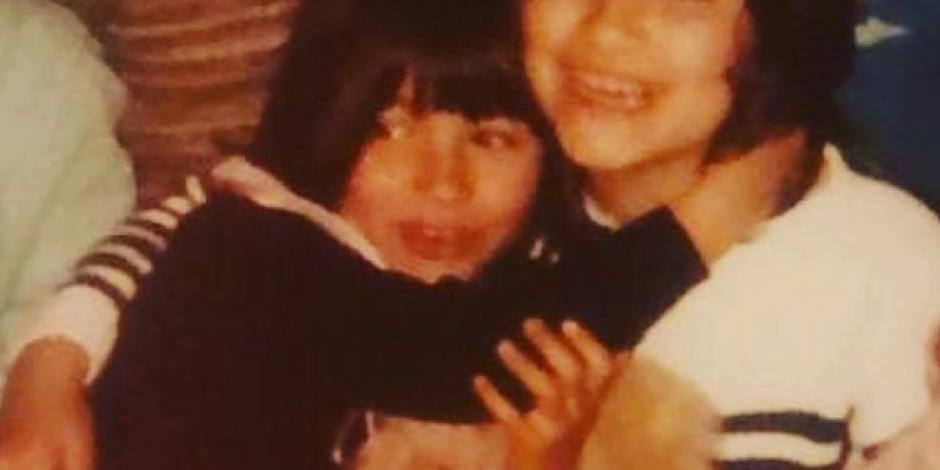 Laura Pausini con su hermana Silvia.
