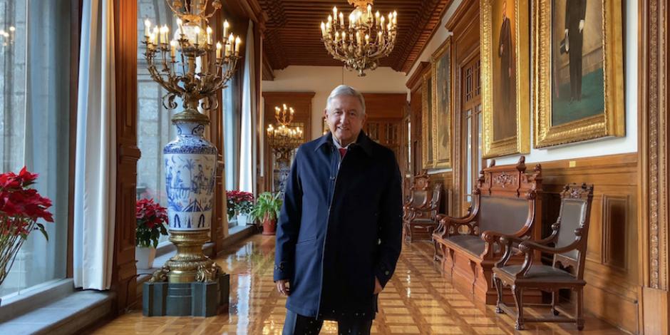 Andrés Manuel López Obrador en el video que difundió “ante rumores”.