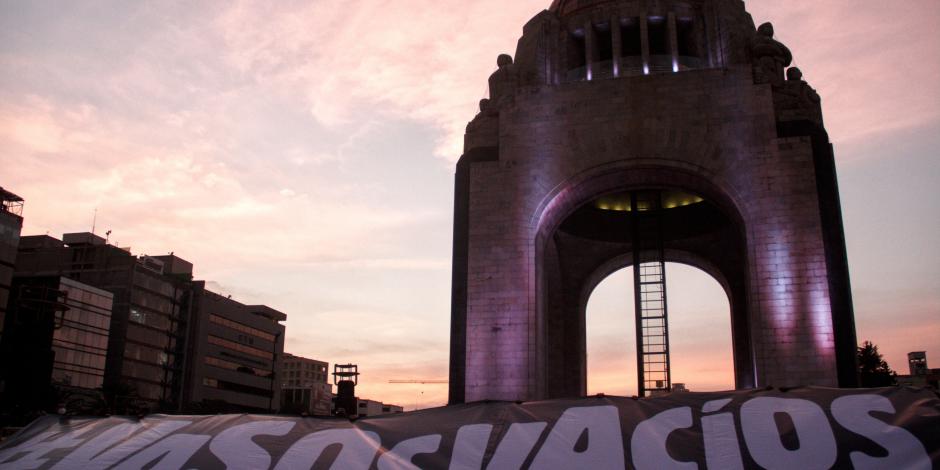 Bares, integrantes de la Asociación Mexicana de establecimientos como discotecas y centro nocturnos de la CDMX, protestaron para exigir al gobierno capitalino los deje reabrir.