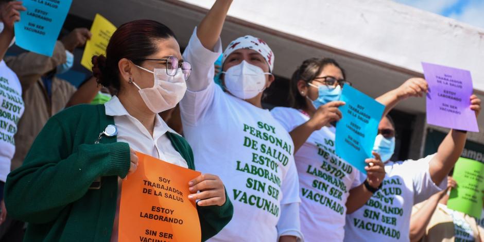 En Campeche recientemente se desataron protestas de los trabajadores del IMSS, exigiendo ser vacunados contra el COVID-19