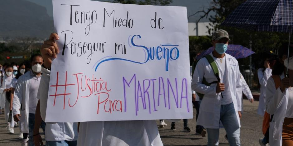 Exigen justicia por feminicidio de la estudiante Mariana de medciana, en Chiapas.