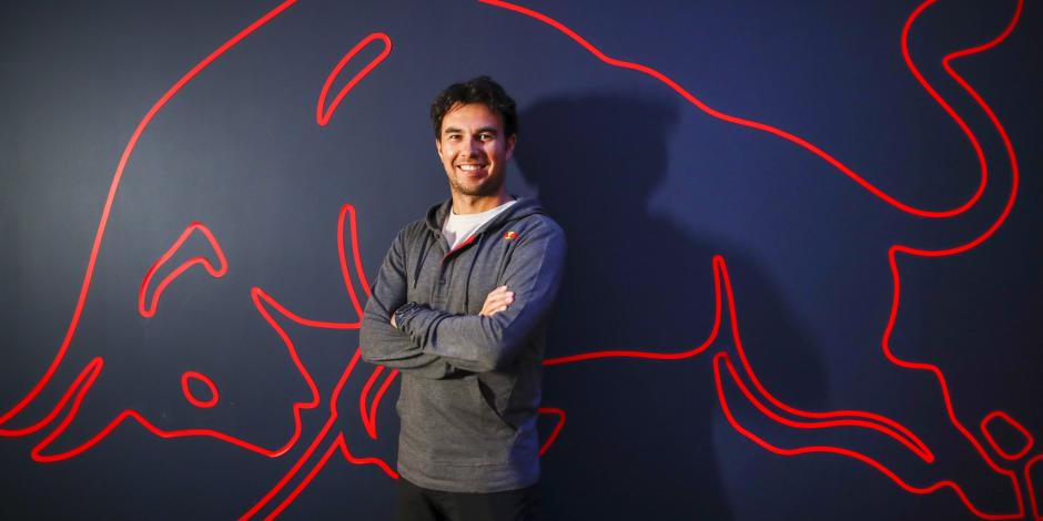 Checo Pérez debutará este año con Red Bull después de siete campañas con Racing Point.