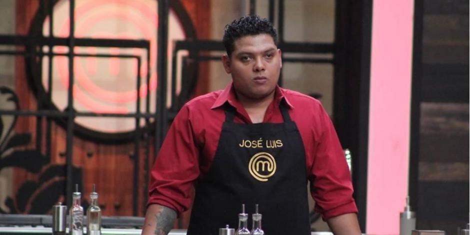 José Luis abandonó MasterChef México tras no convencer con sus empanadas