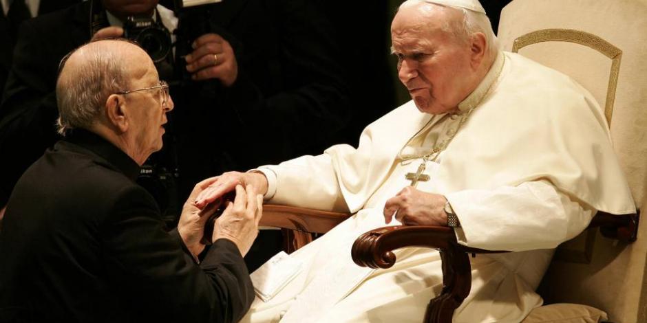 Este sábado el Vaticano anunció que se investiga a un ayudante del Papa Juan Pablo II por encubrir abusos sexuales.