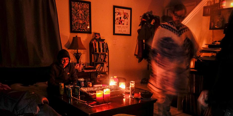El gobernador de Texas informó que aún hay unos 325 mil usuarios sin energía eléctrica.