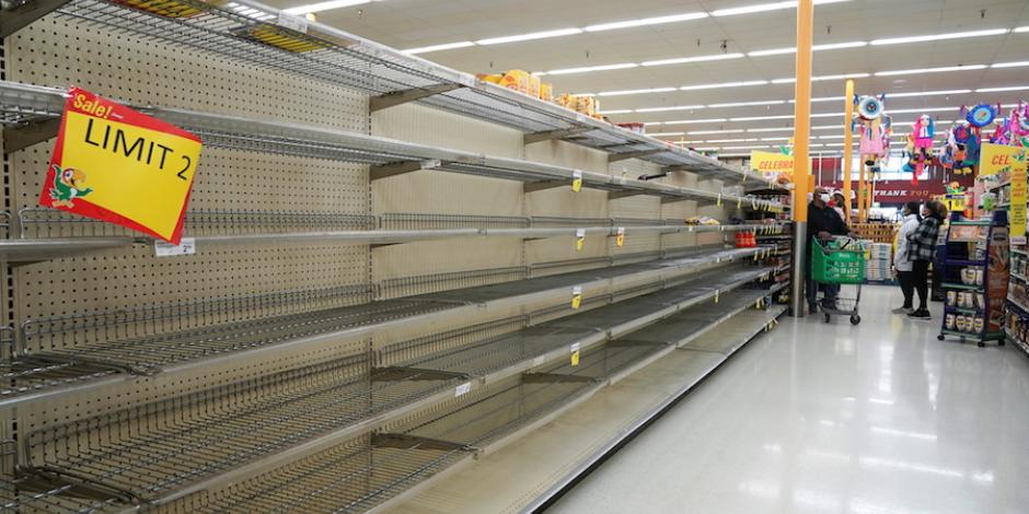 En supermercados, estantes vacíos