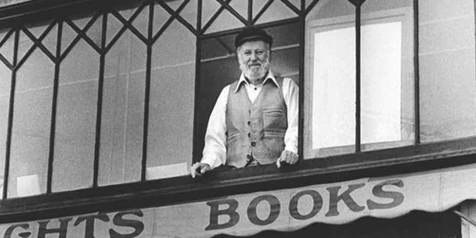 Lawrence Ferlinghetti en su librería, en una foto de archivo