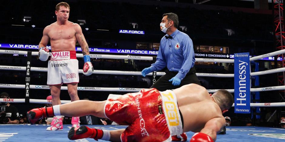 El "Canelo" Álvarez noqueó a Avni Yildrim en una fácil pelea de box