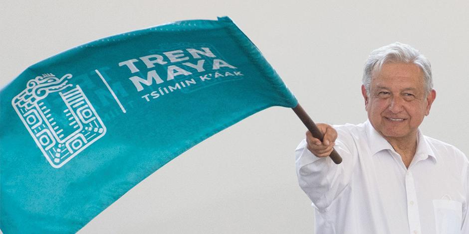 El presidente da el banderazo para iniciar obra en Cancún-Tulum, ayer.