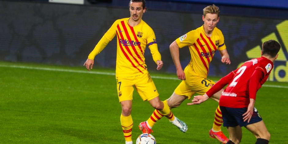 Una acción del duelo entre Barcelona y Osasuna, de la Liga de España