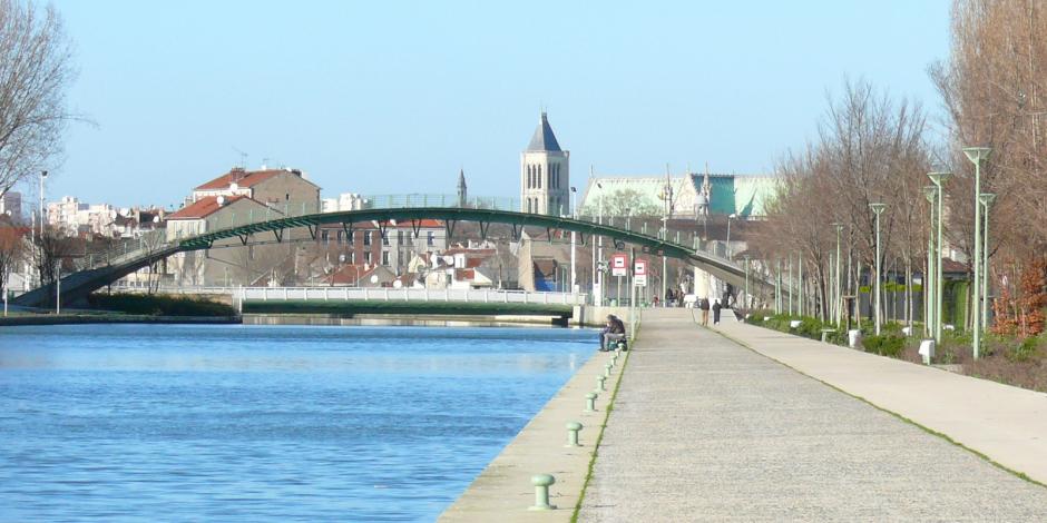 El cadáver de la menor fue arrastrado por la corriente del Sena hasta un puente en Quai Saint-Denis.