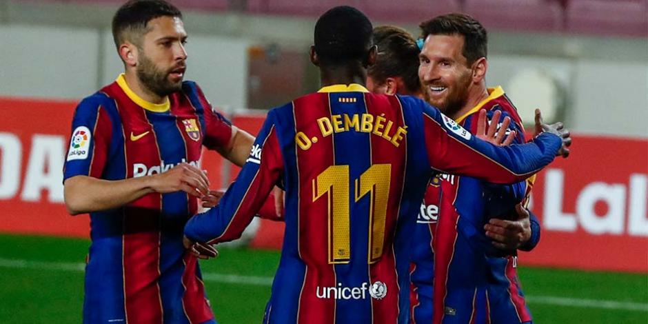 Lionel Messi marca doblete ante el Huesca en LaLiga de España.